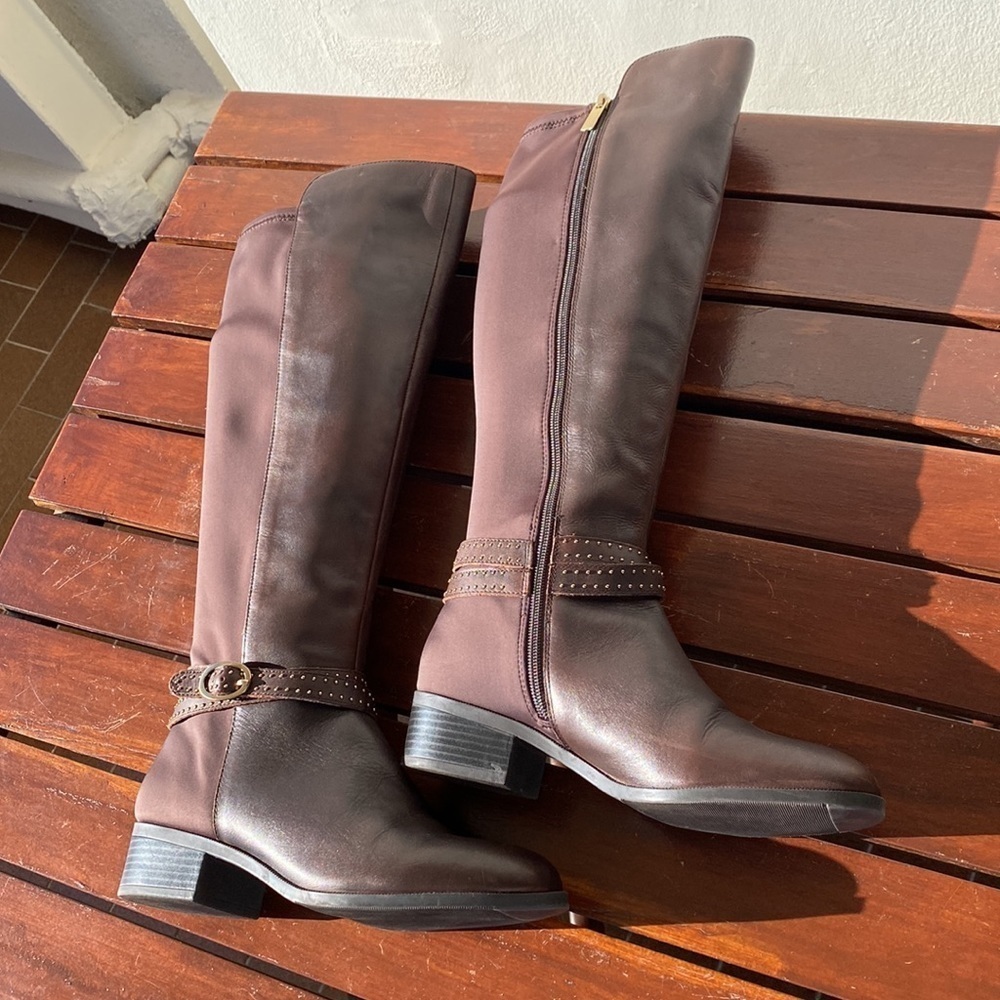 Bandolino Brown leather riding tall boots women size 7.5 - Picture 4 of 17